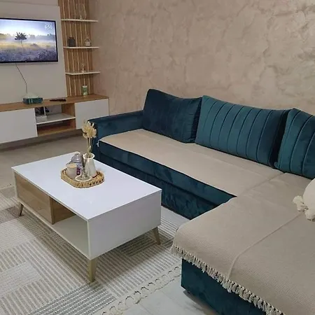 Apartman Anika - Stan Na Dan Doboj Exterior photo